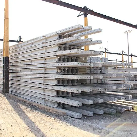 Poste de Concreto 9 m 200 daN em Bacabeira